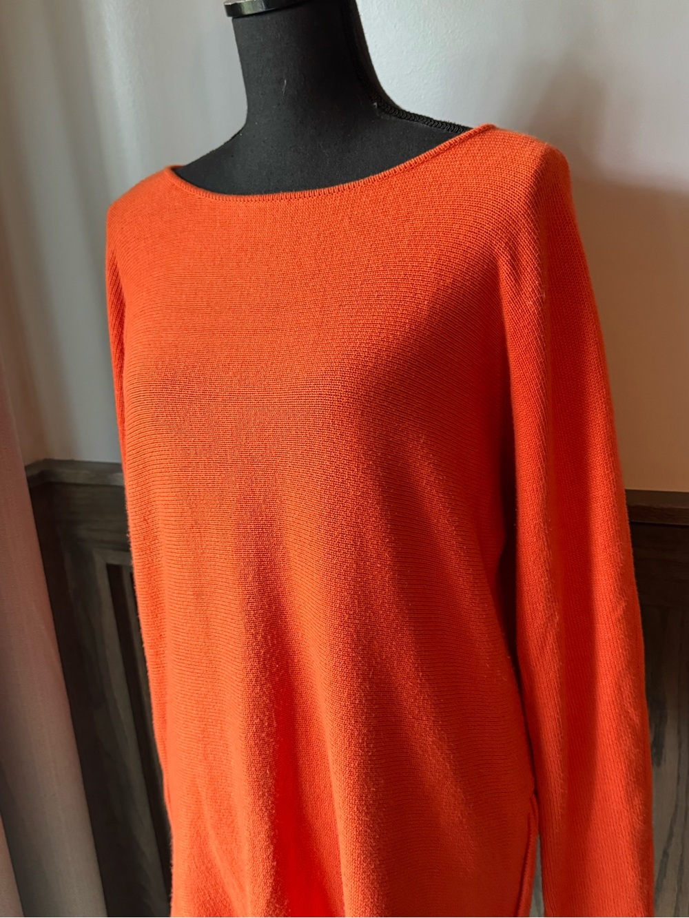 Michael Kors Women's Bright Orange Boatneck Pullover medium - Picture 2 of 10